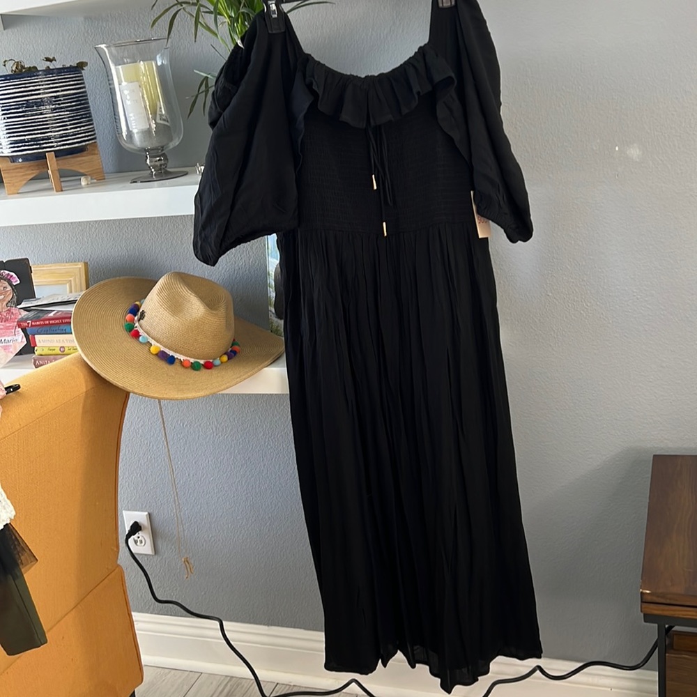 Black peasant dress